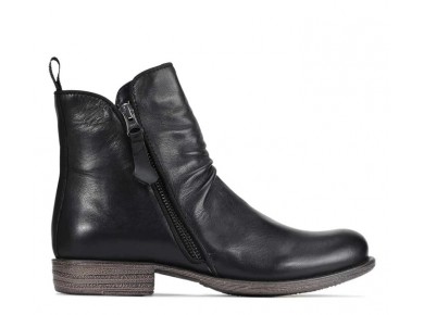 EOS Wilds Double Zip Ankle Boot Black